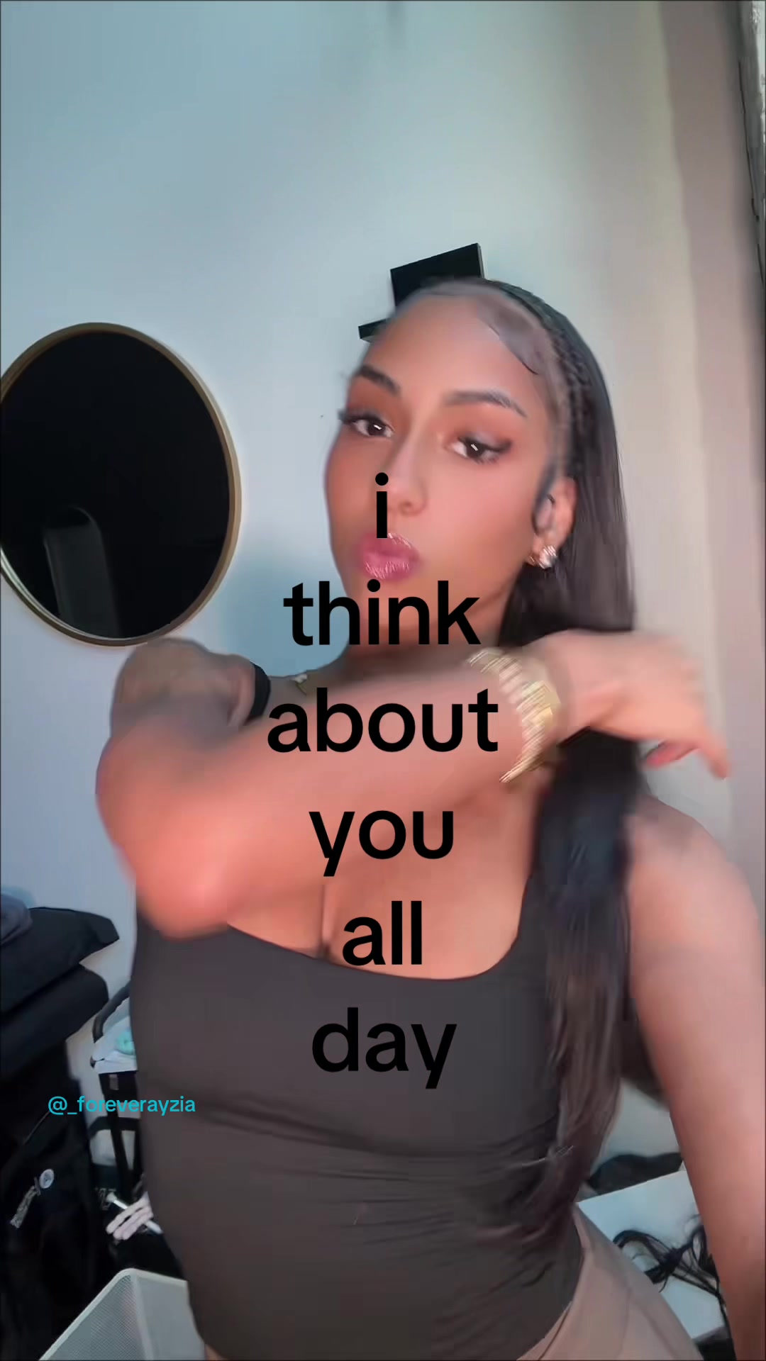 @༯