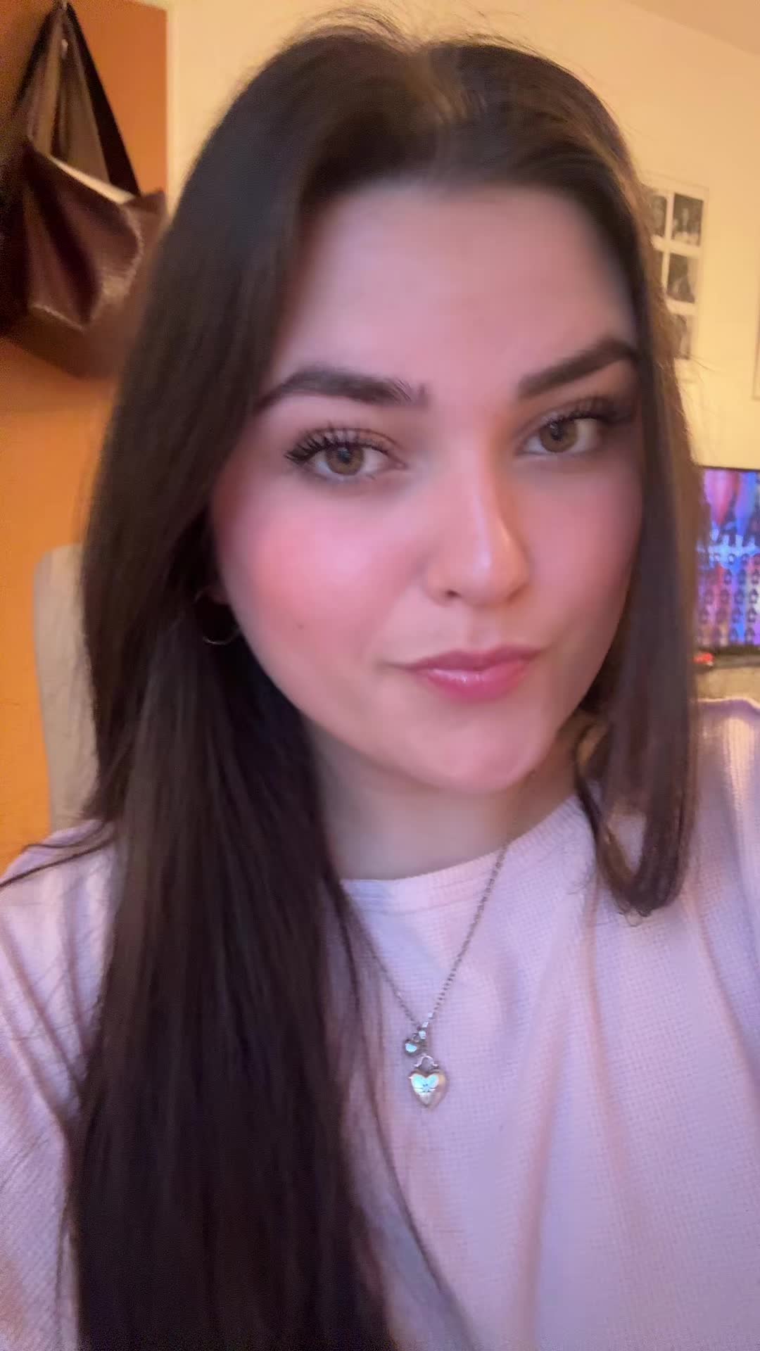 @kimleoniee
