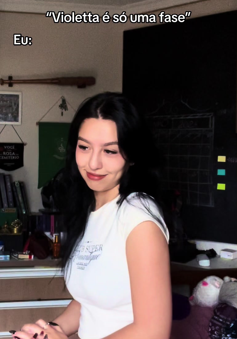 @heyitssliraa
