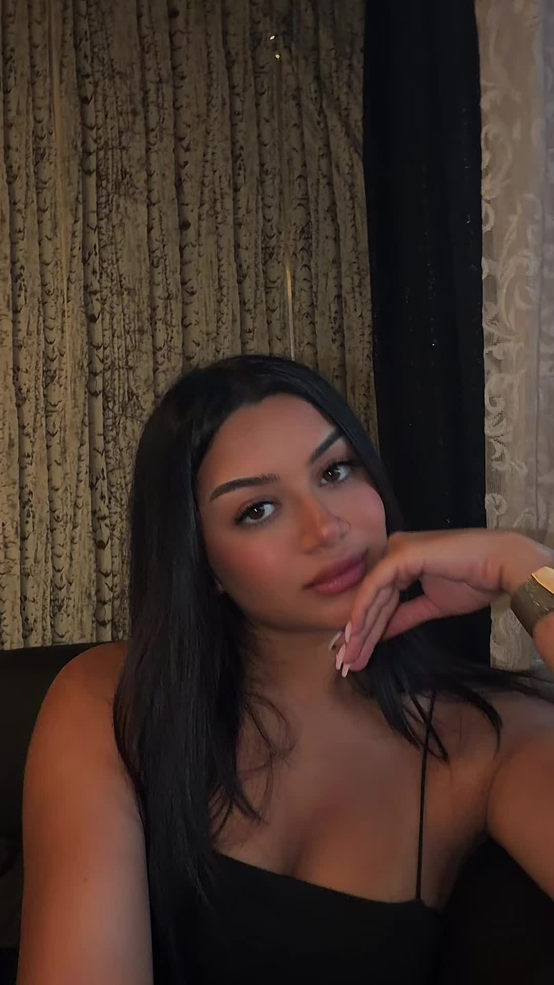 @RoselindaM