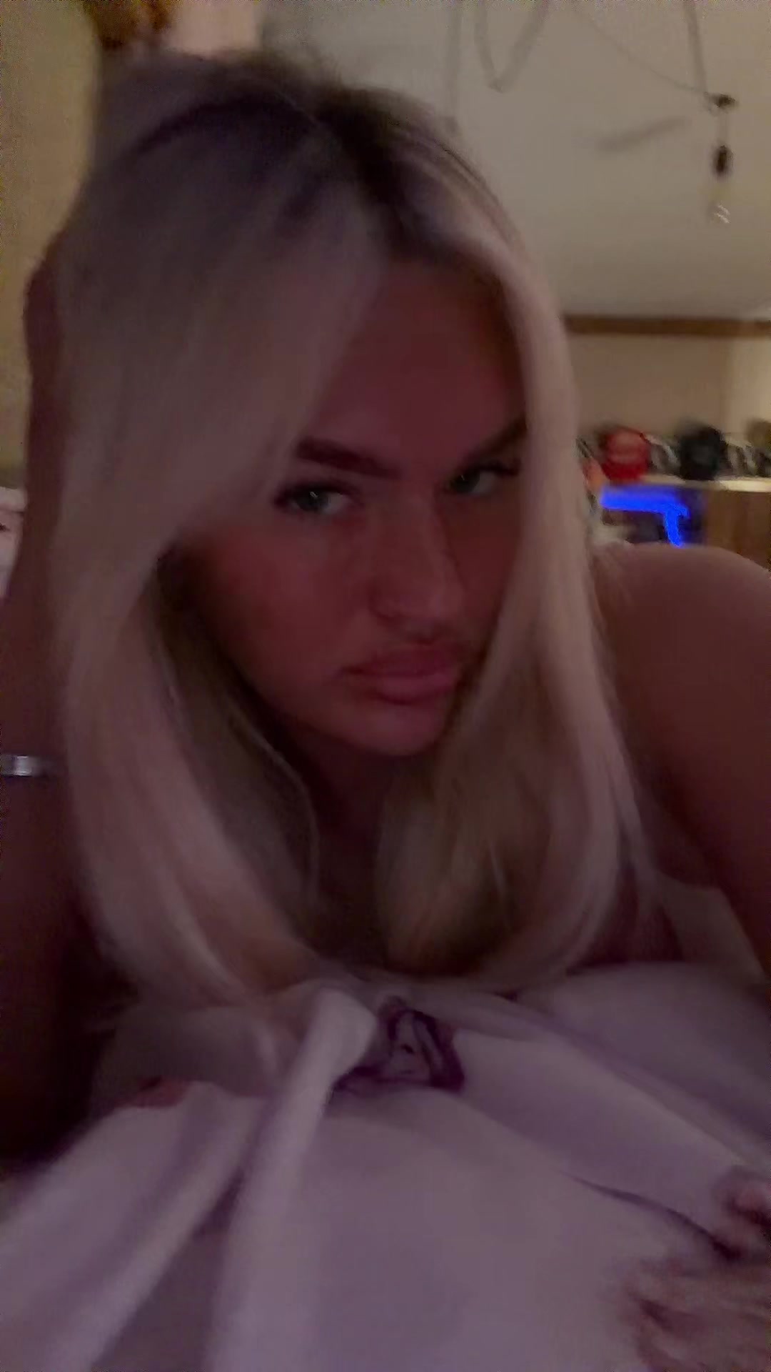 @ellielongton