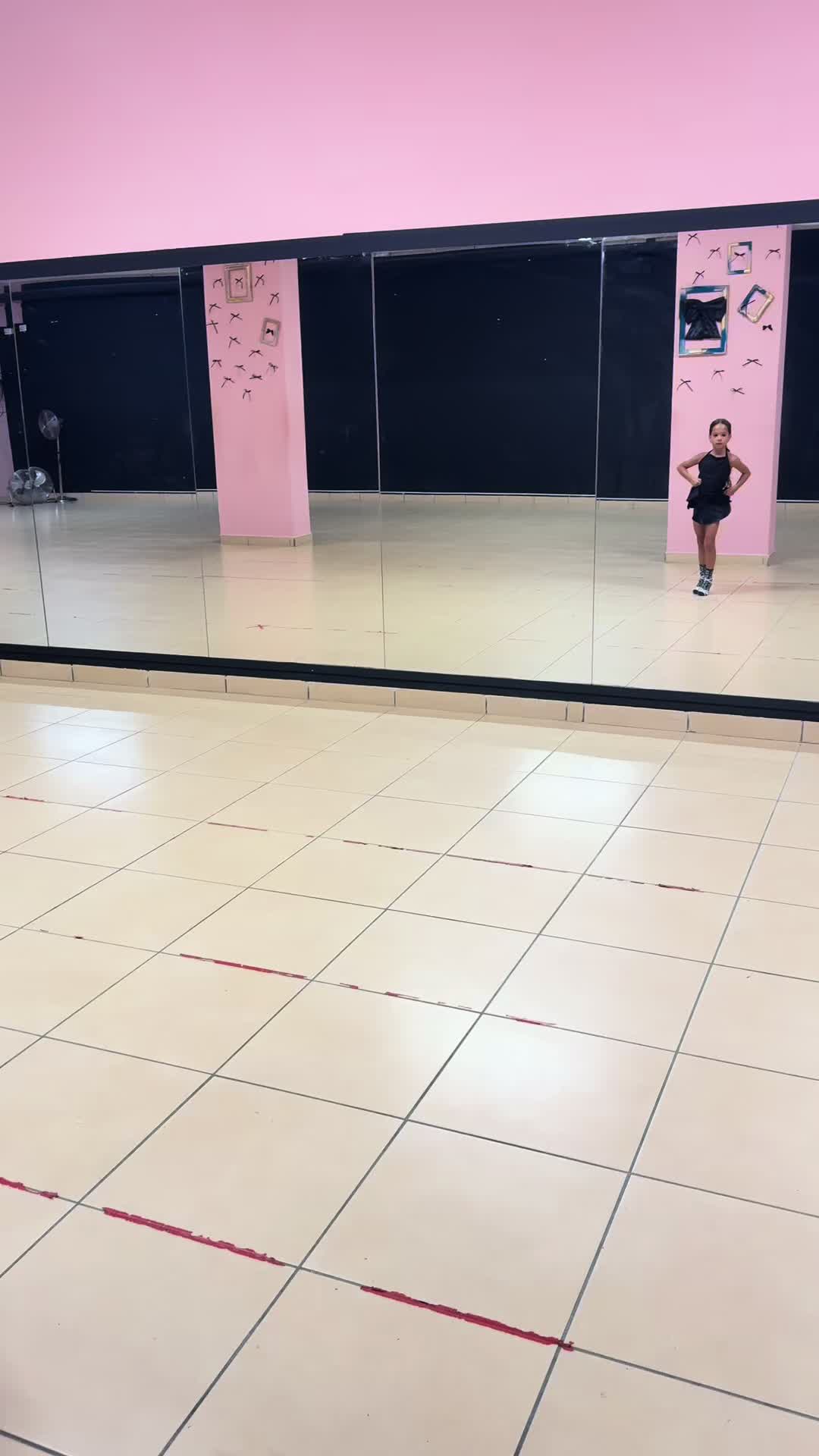 @Veronica salzillo-Naikedance