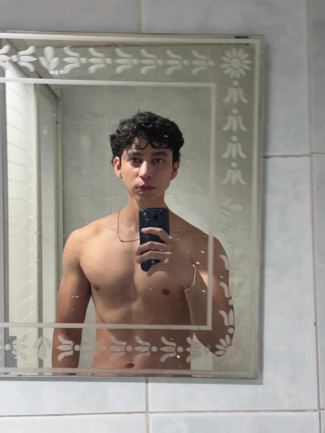 @Carloorrzz