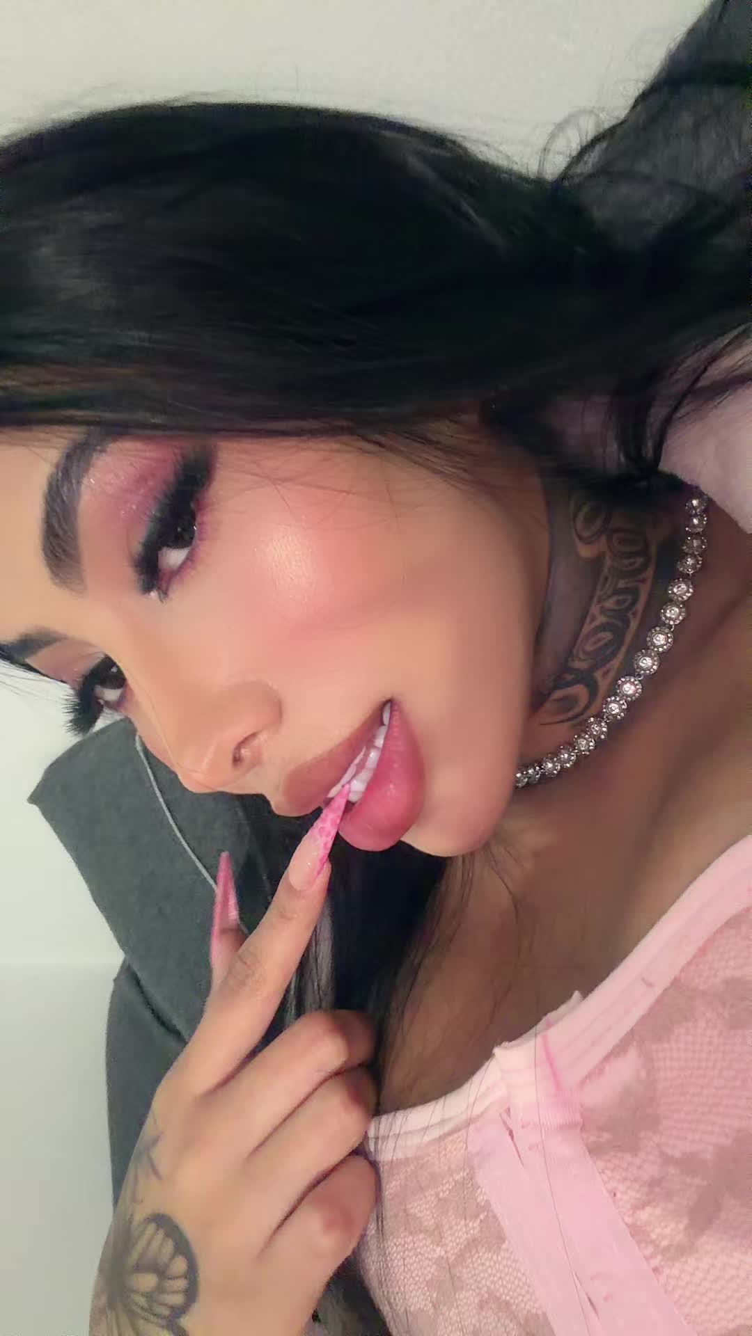 @Nandazi ๐