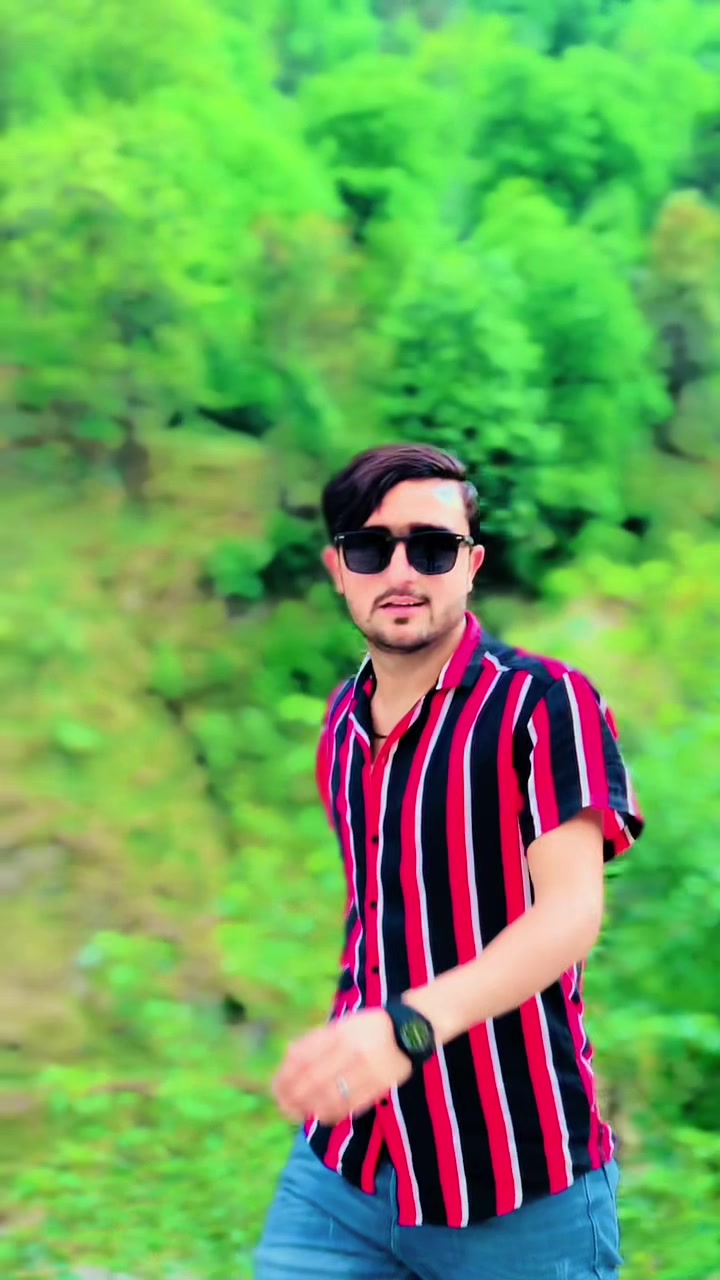 @Mr_ Zeeshan077