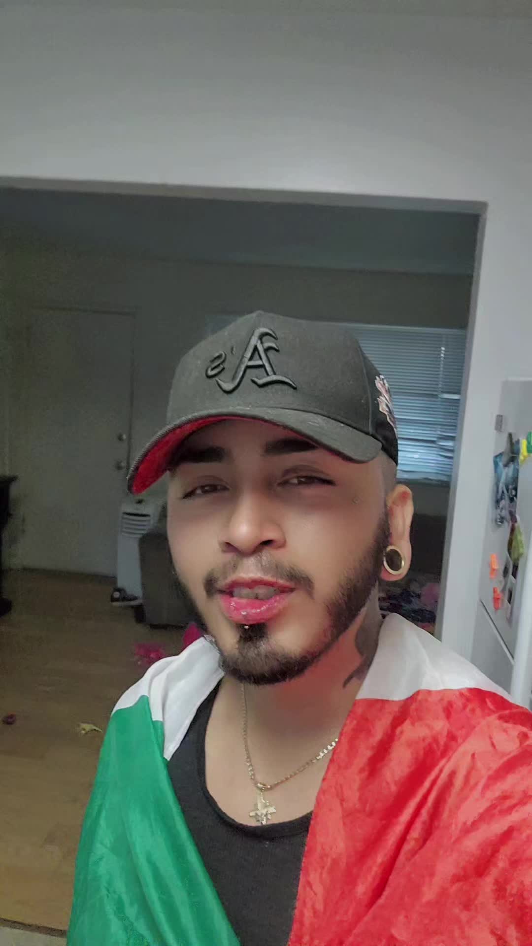 @🖤🤍Carlithos🤍🖤