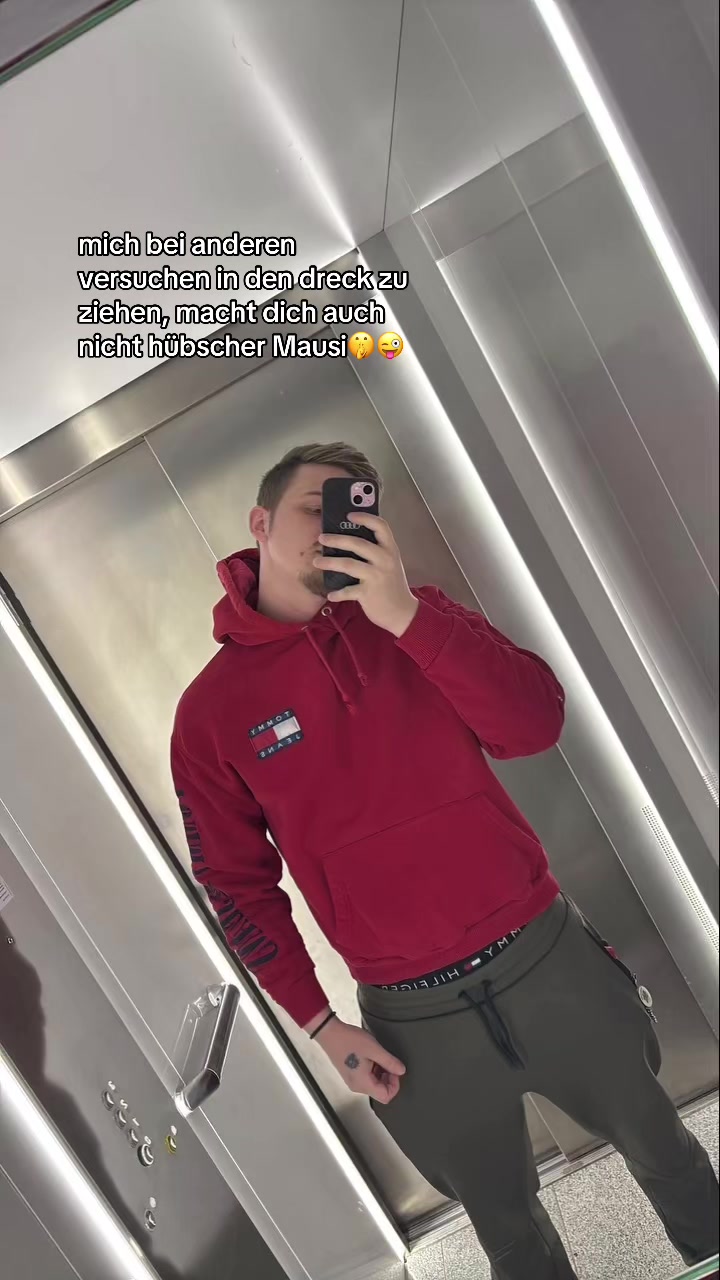 @René von Marcel💦🦁🐻
