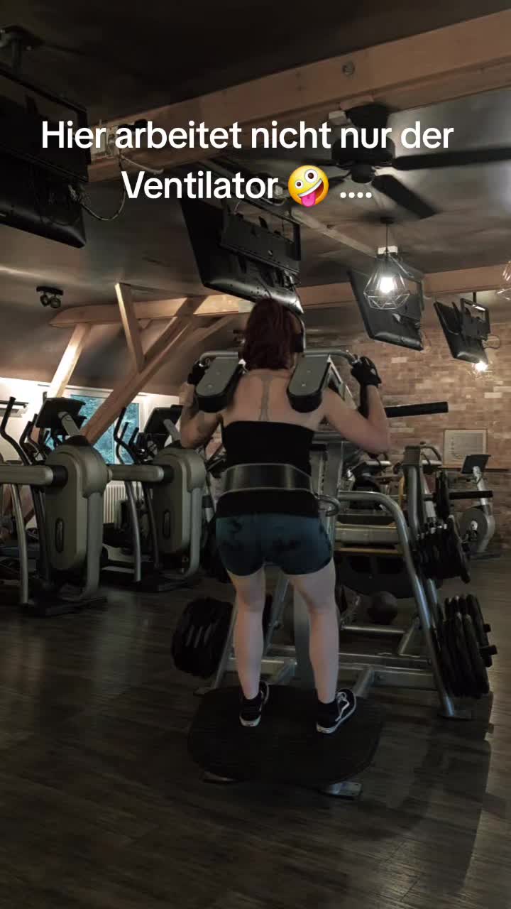 @🐝💪Kati Barbella