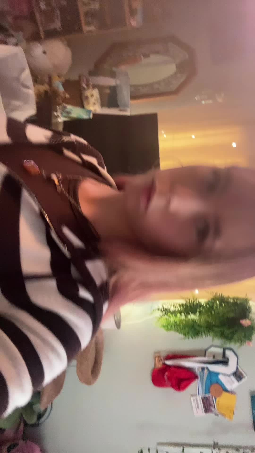 @bee! ๐๐