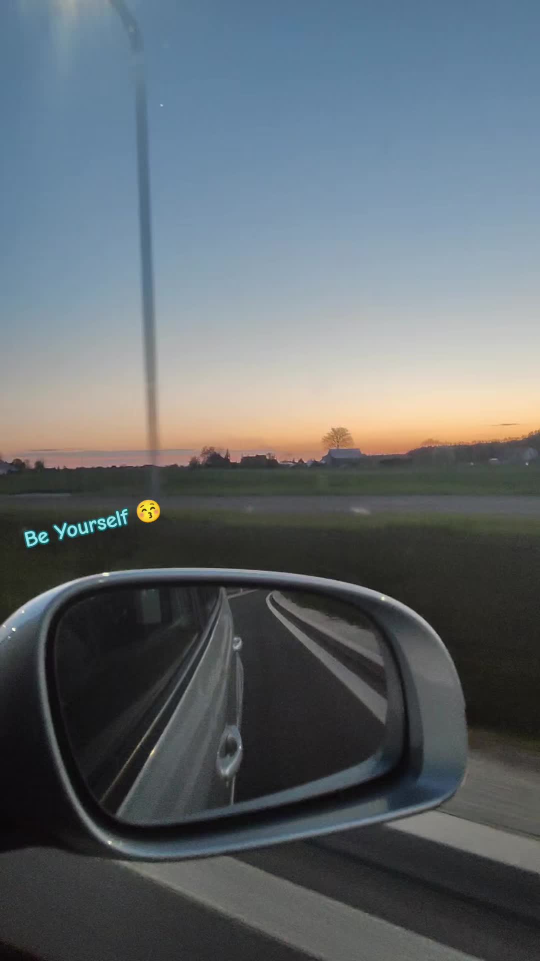 @Be Yourself😚
