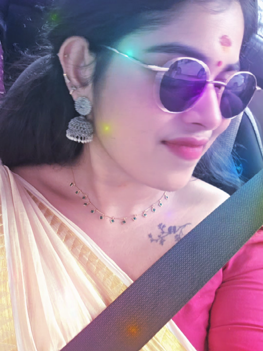 @Mizhi(മിഴി)...🫴🦋❤️🧿🪬🧿
