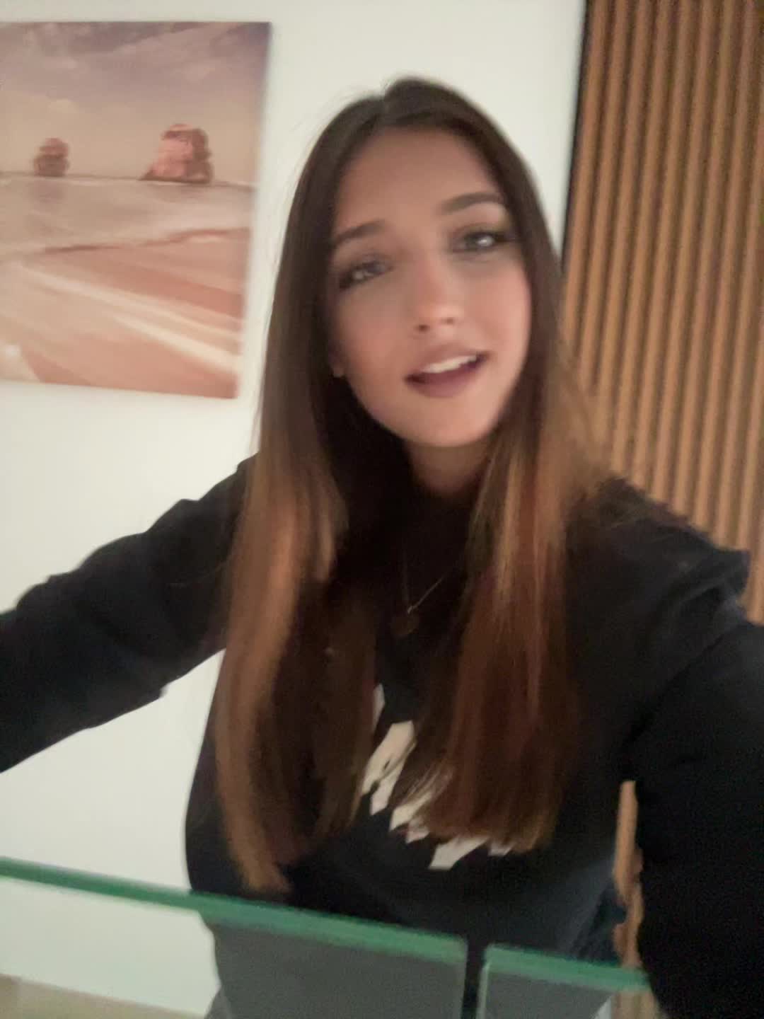 @Itsnerka🦈