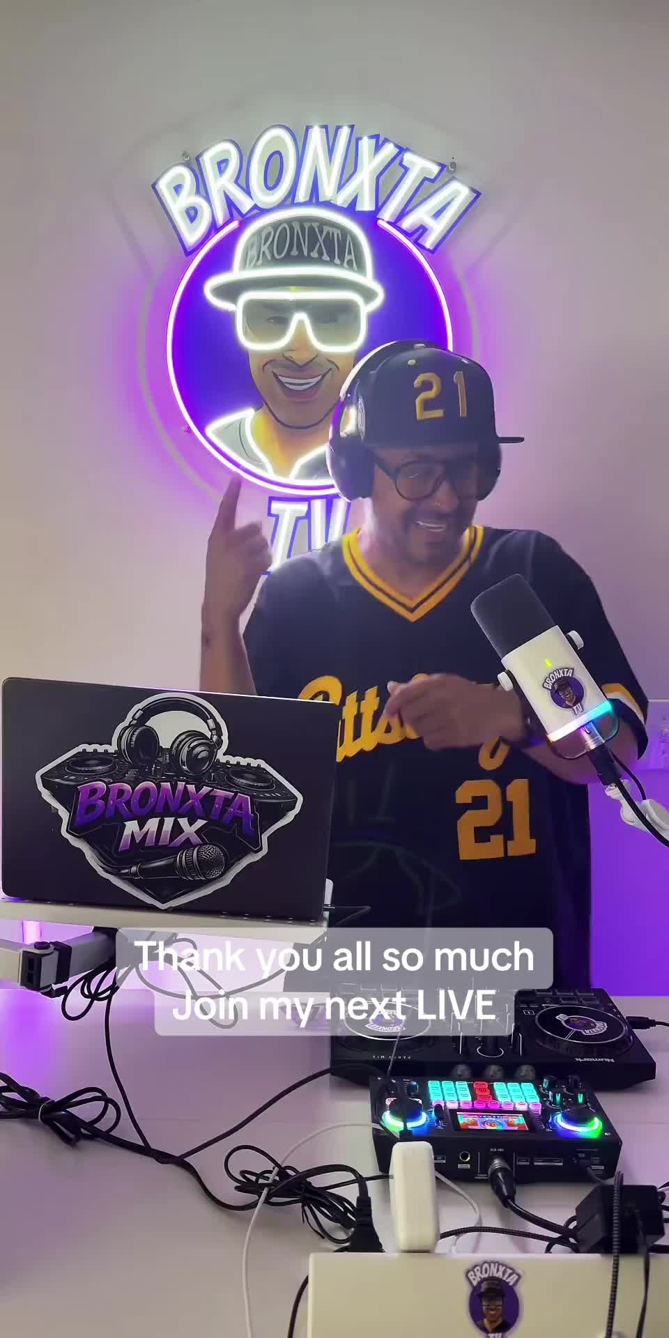 @Amauri