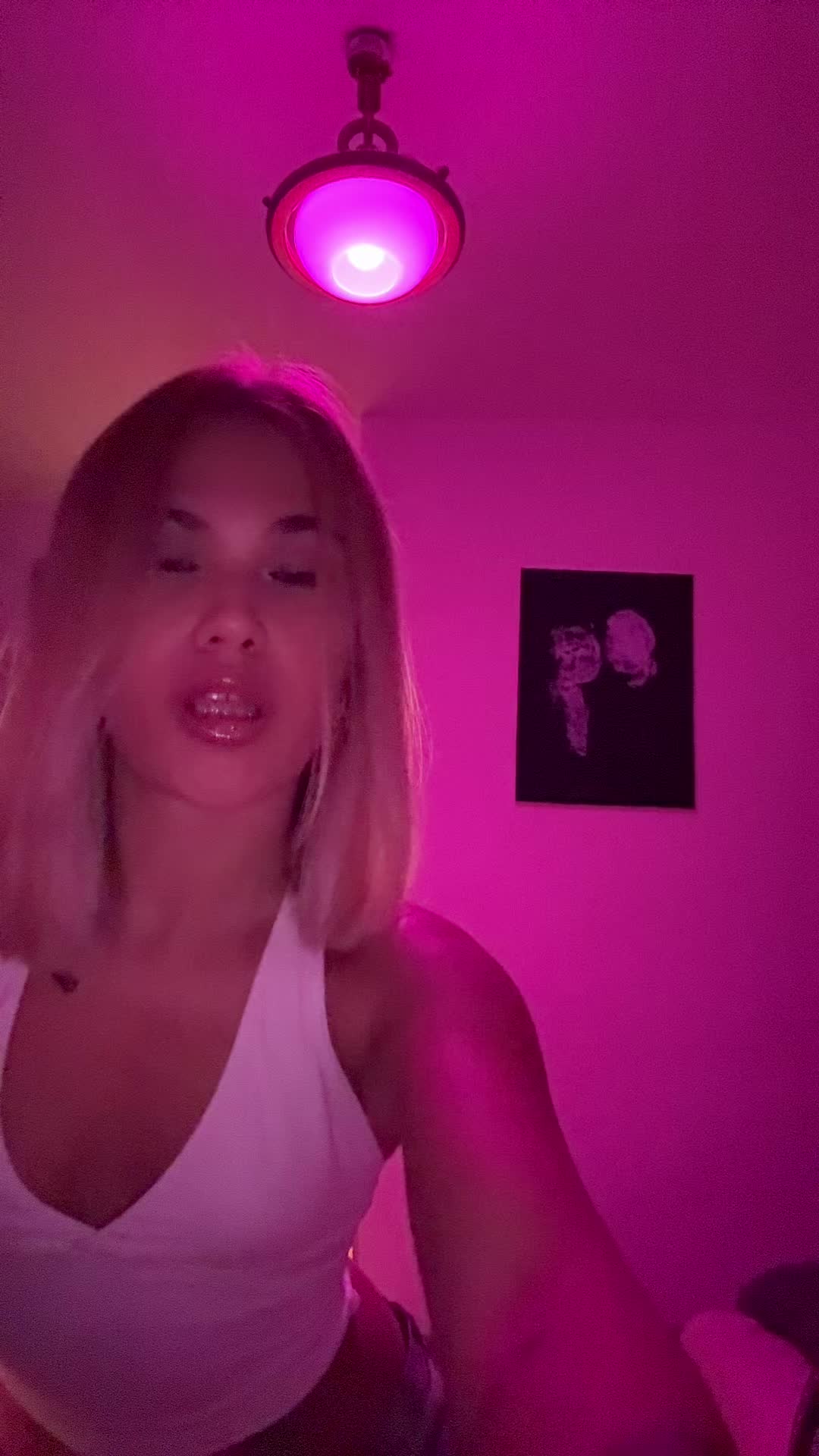 @Laviebelly