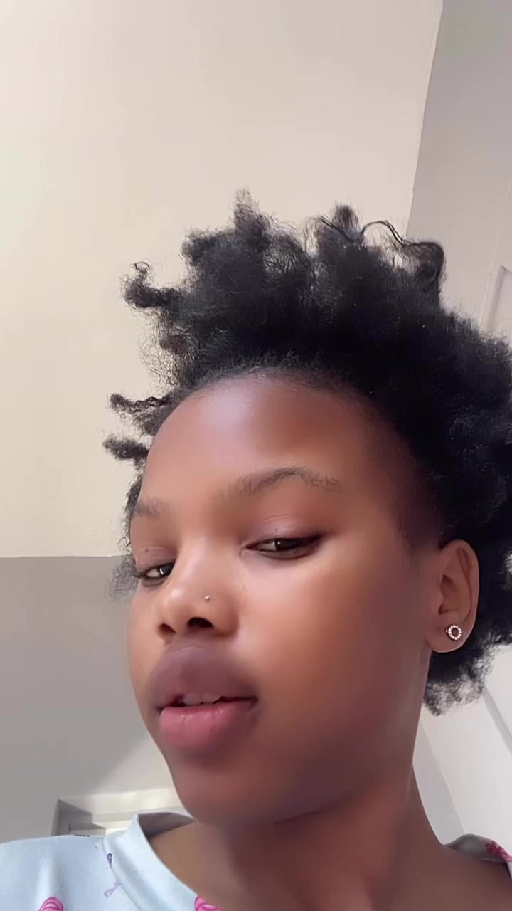 @Monica Mbonambi💕