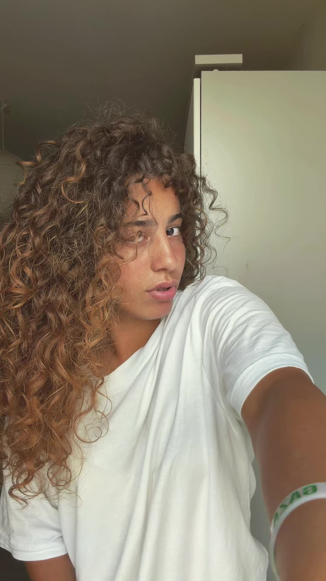 @noùr