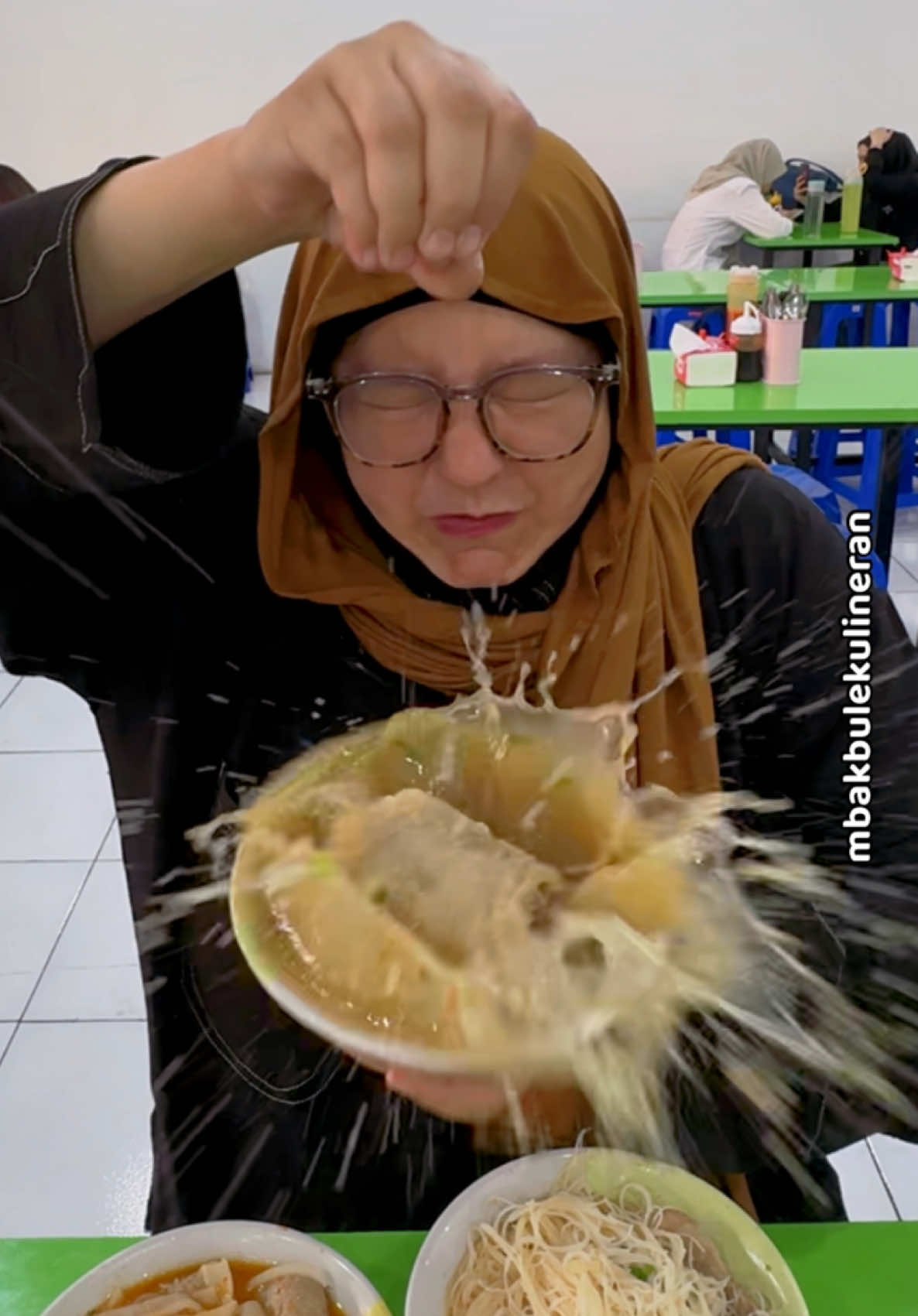 @MBAK BULE KULINERAN