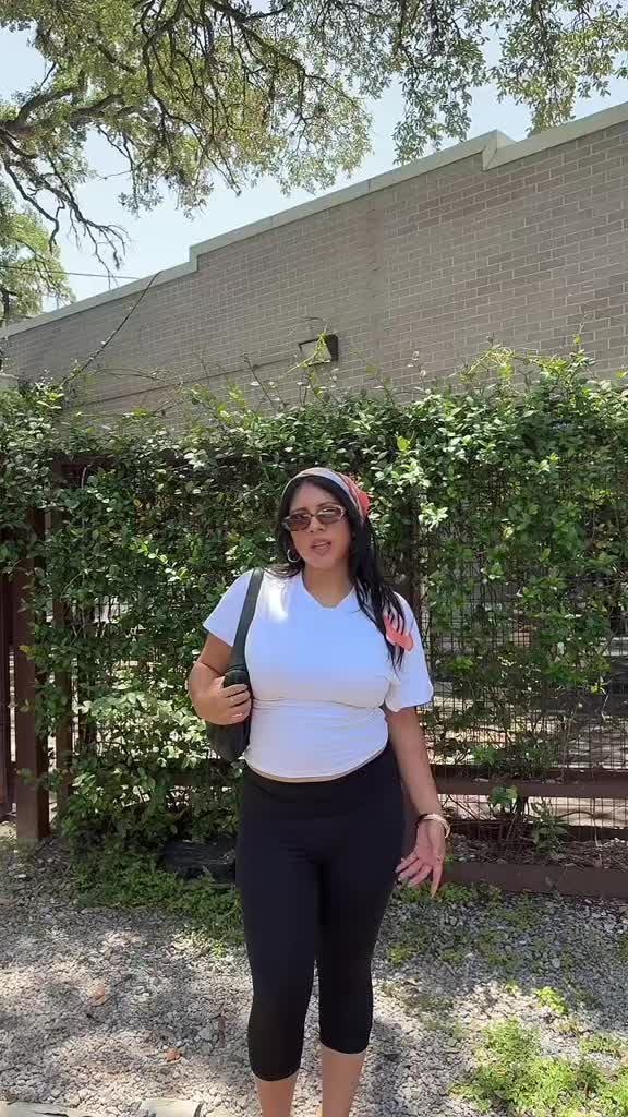 @aarontaylorjonsonswife