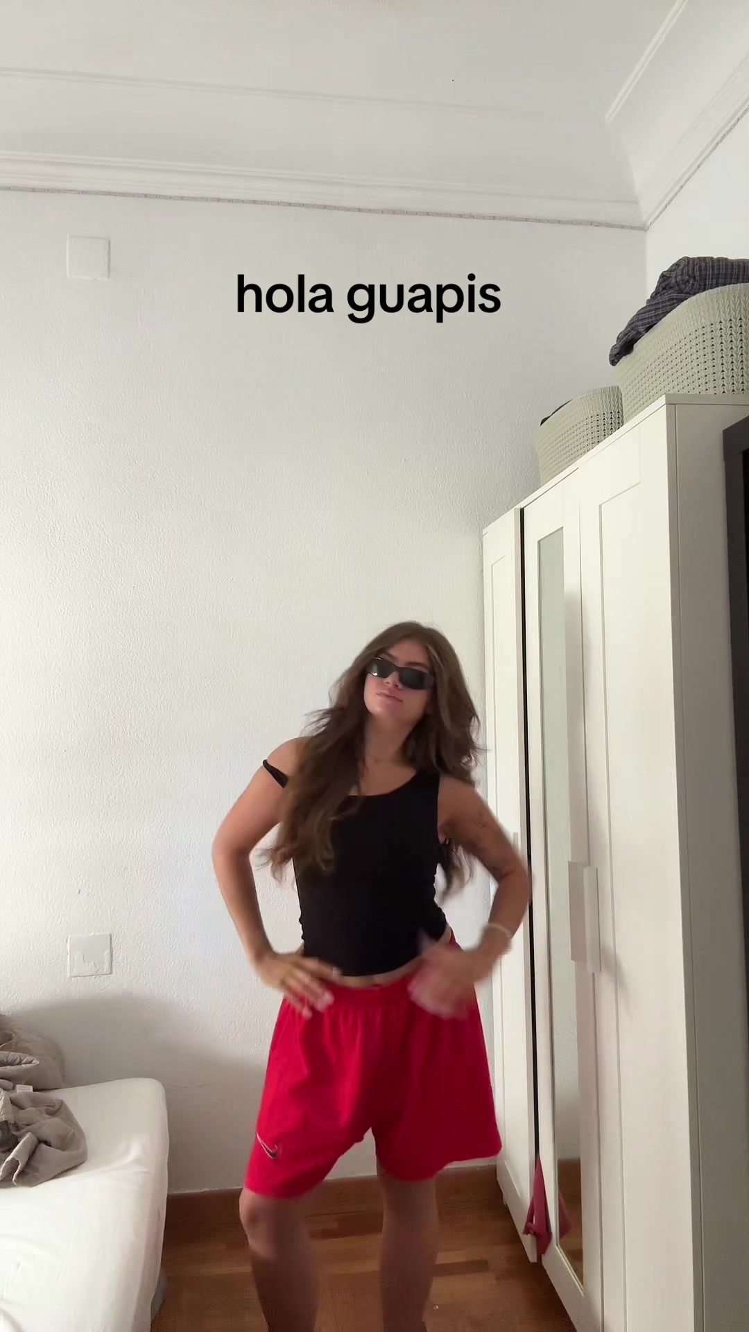 @chloe