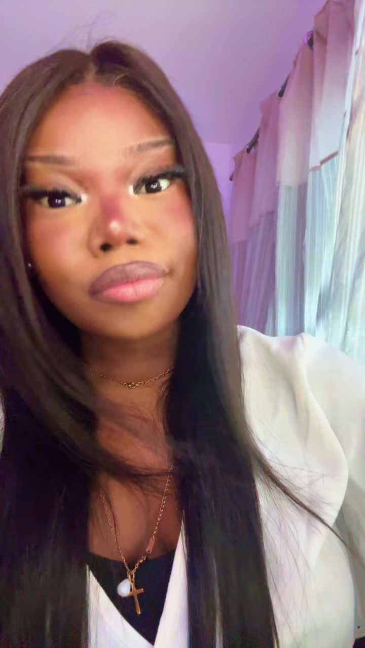 @𝐁𝐞𝐥𝐥𝐚𝐚_𝟒.𝟕