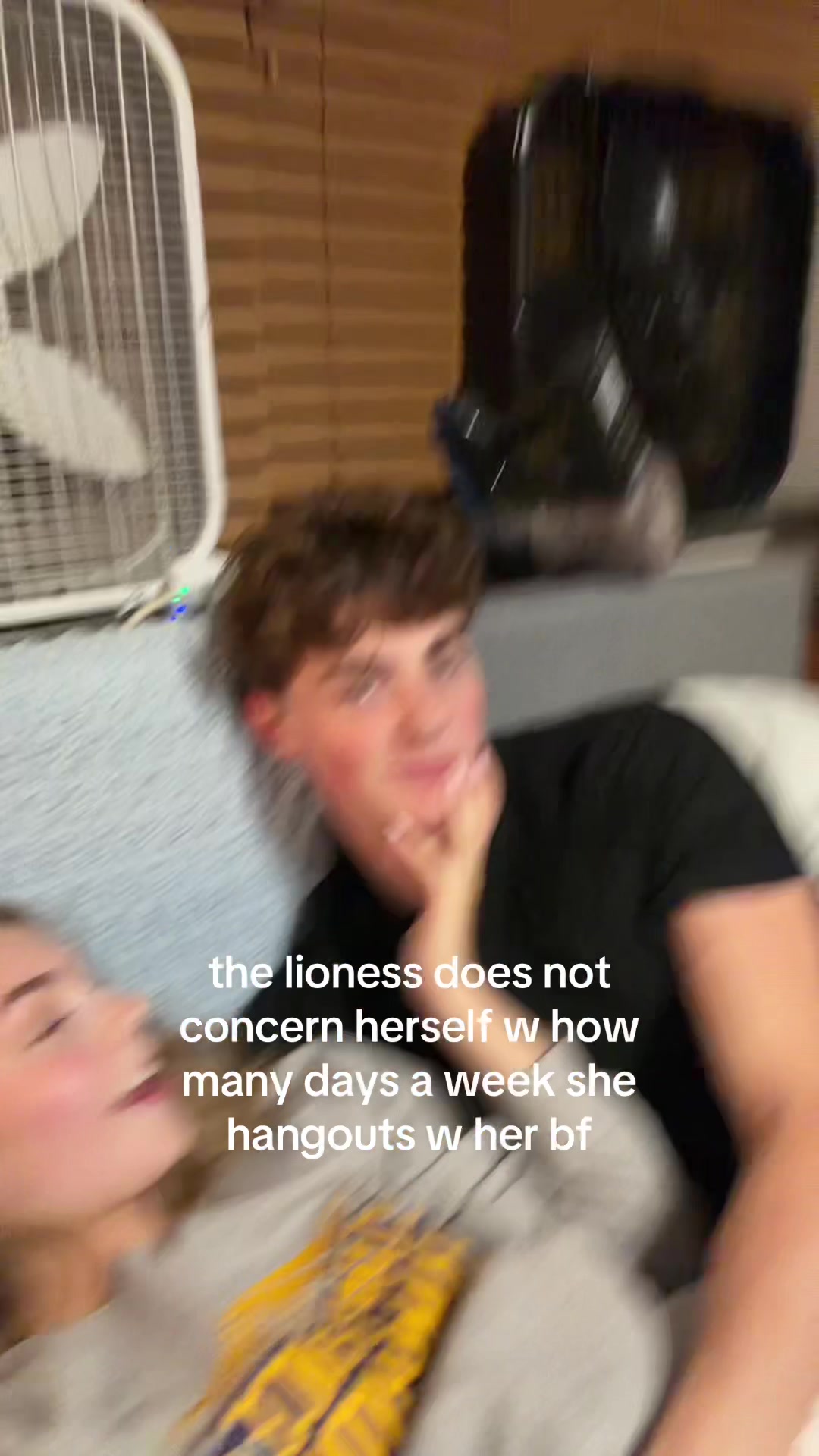 @Elle