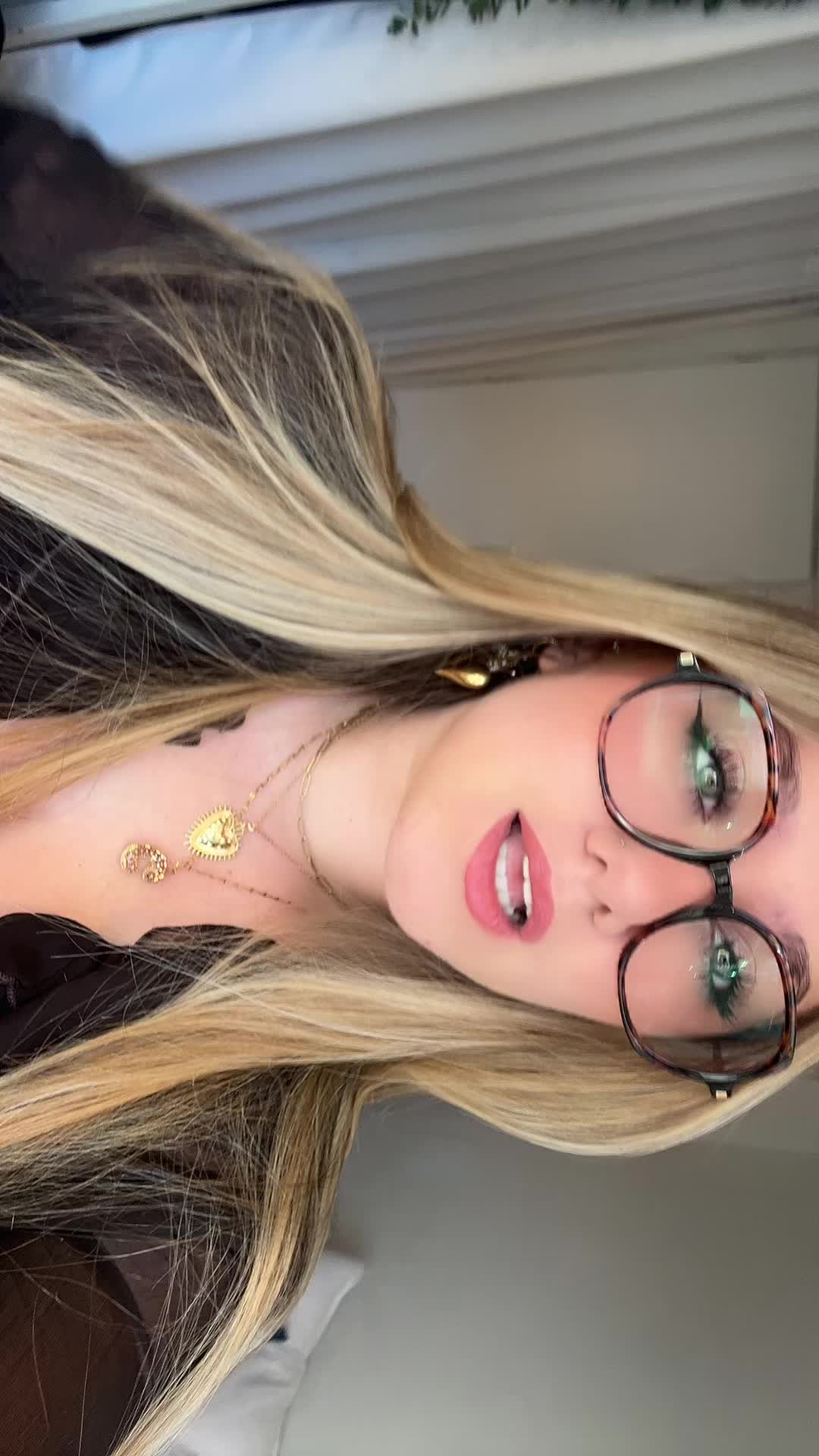 @𝓒𝓱&ordf;