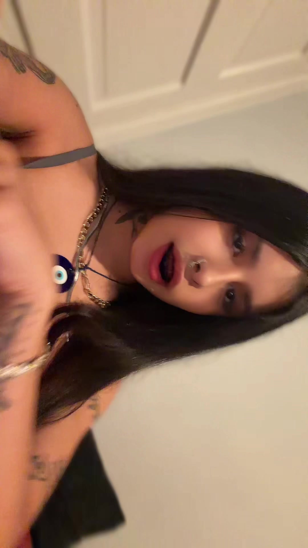 @Renata🧿