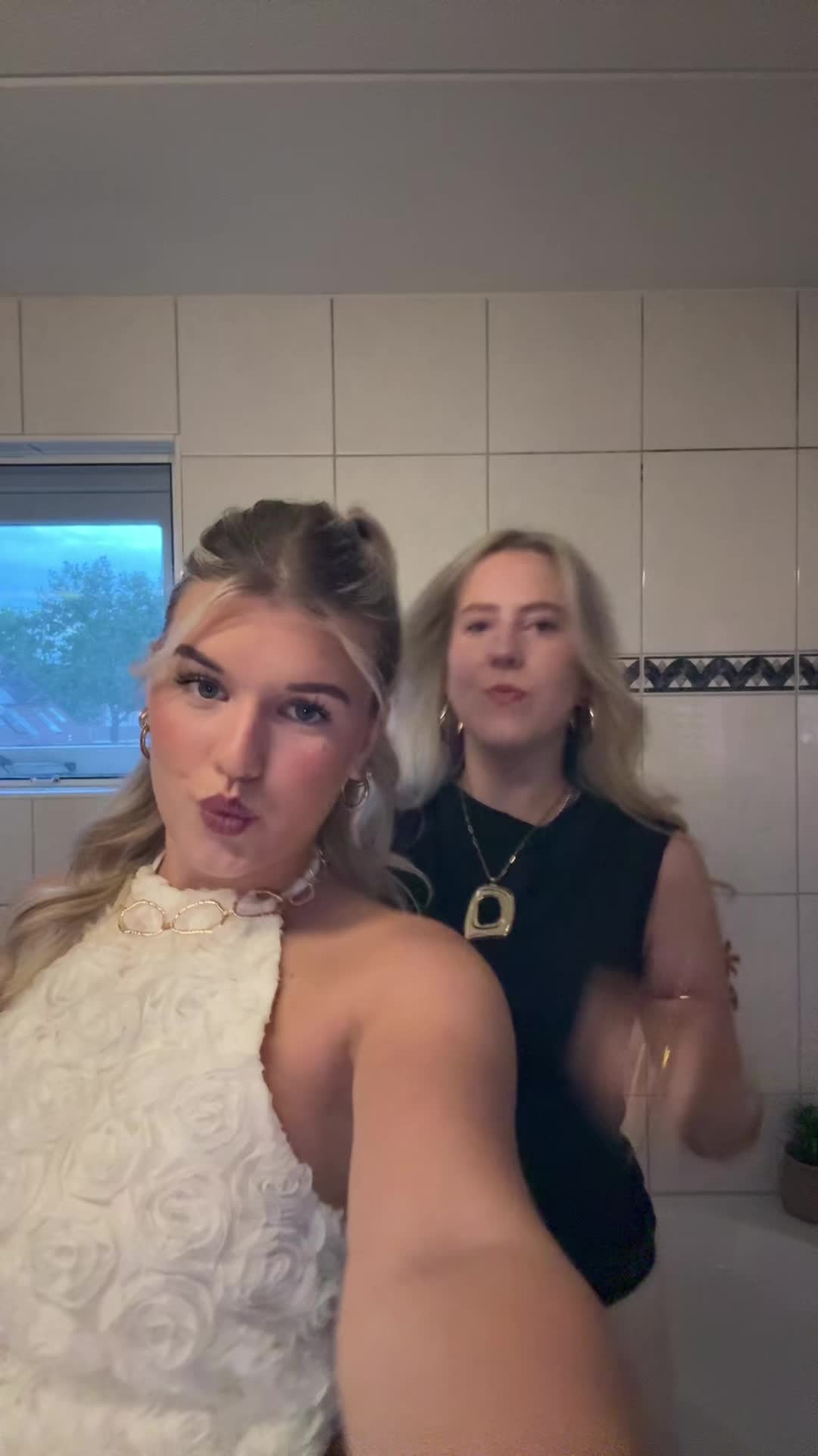 @Floor Holslag