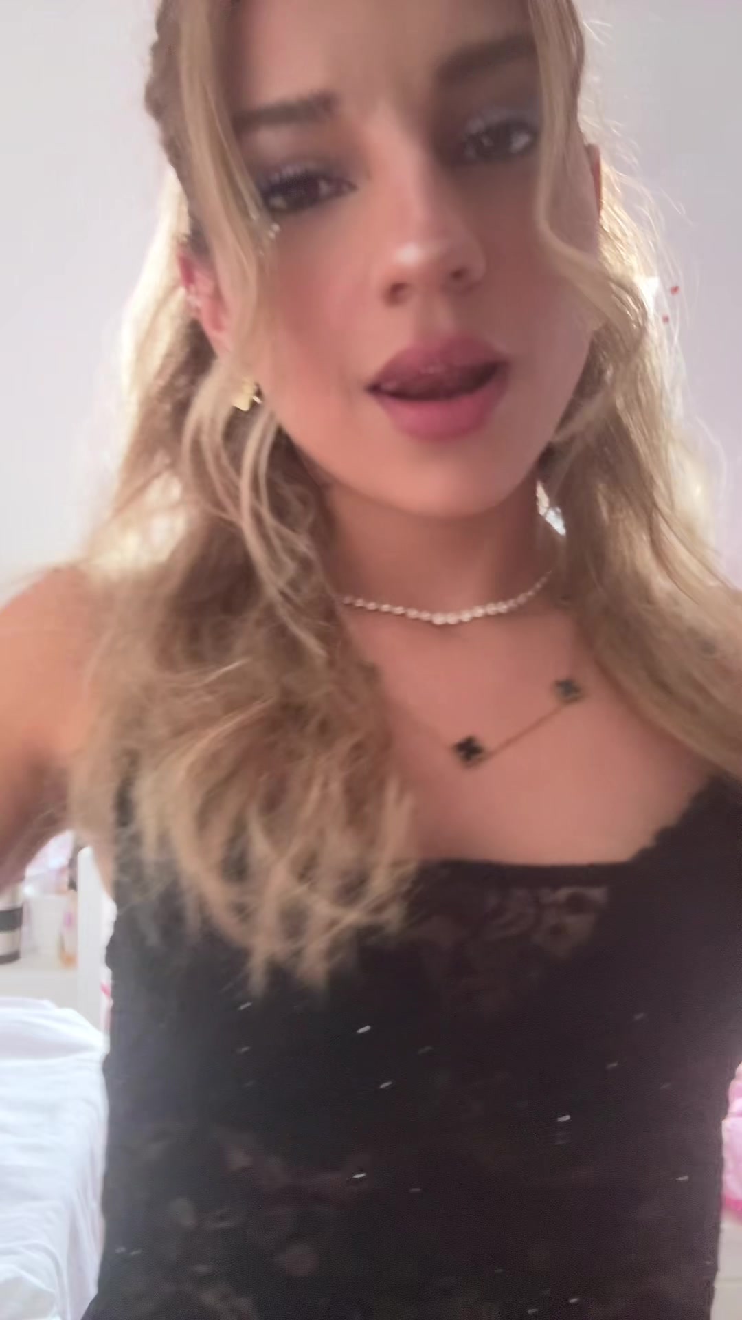 @𝐧𝐞𝟑𝐥𝐲𝐚