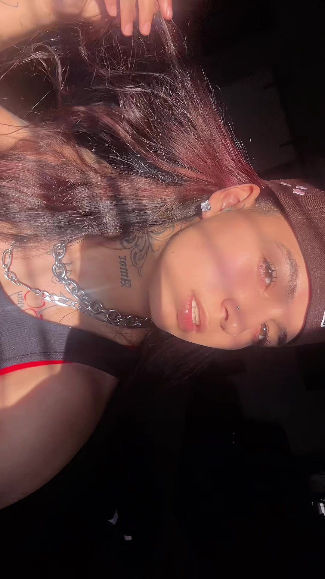 @g