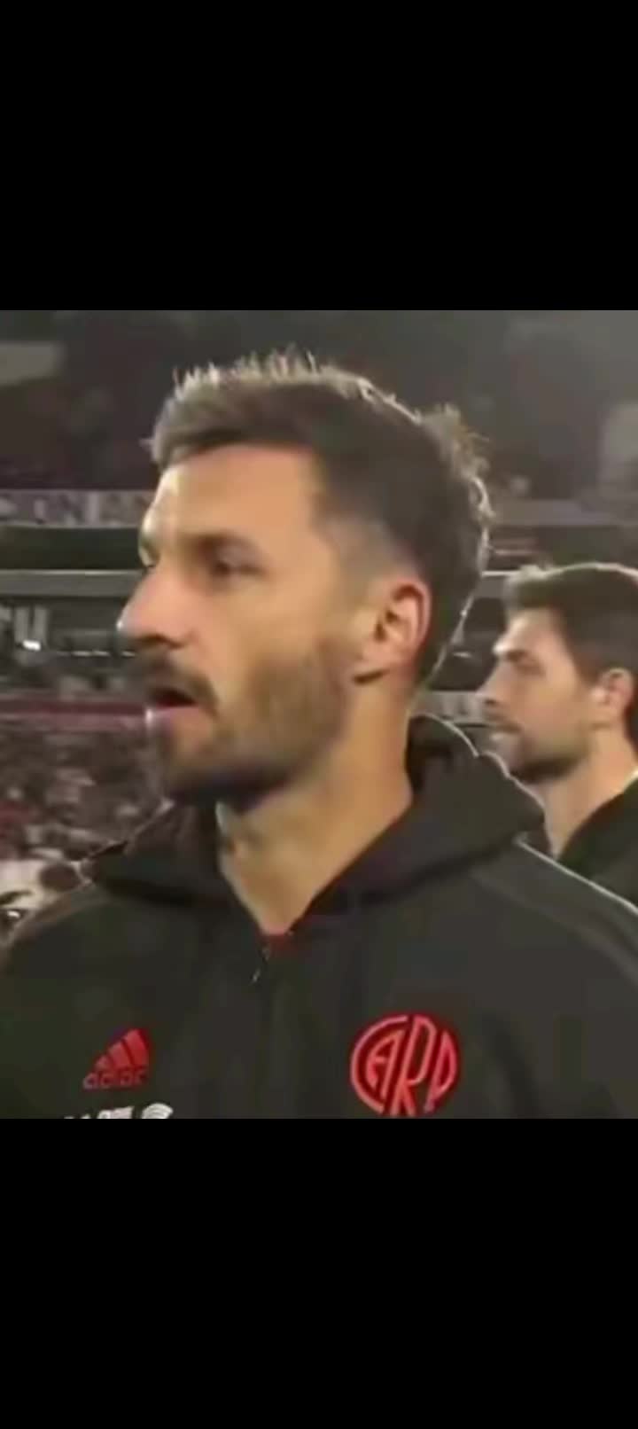 @Enzo32