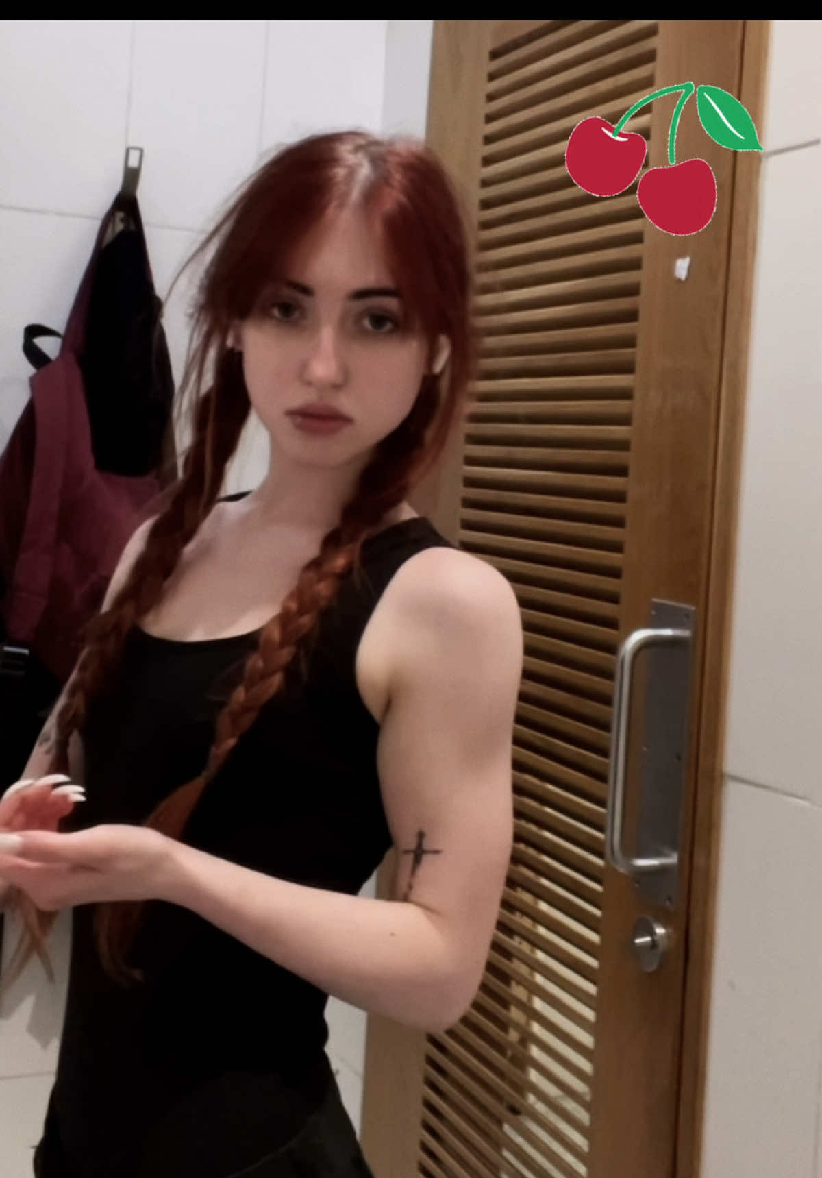@эээ