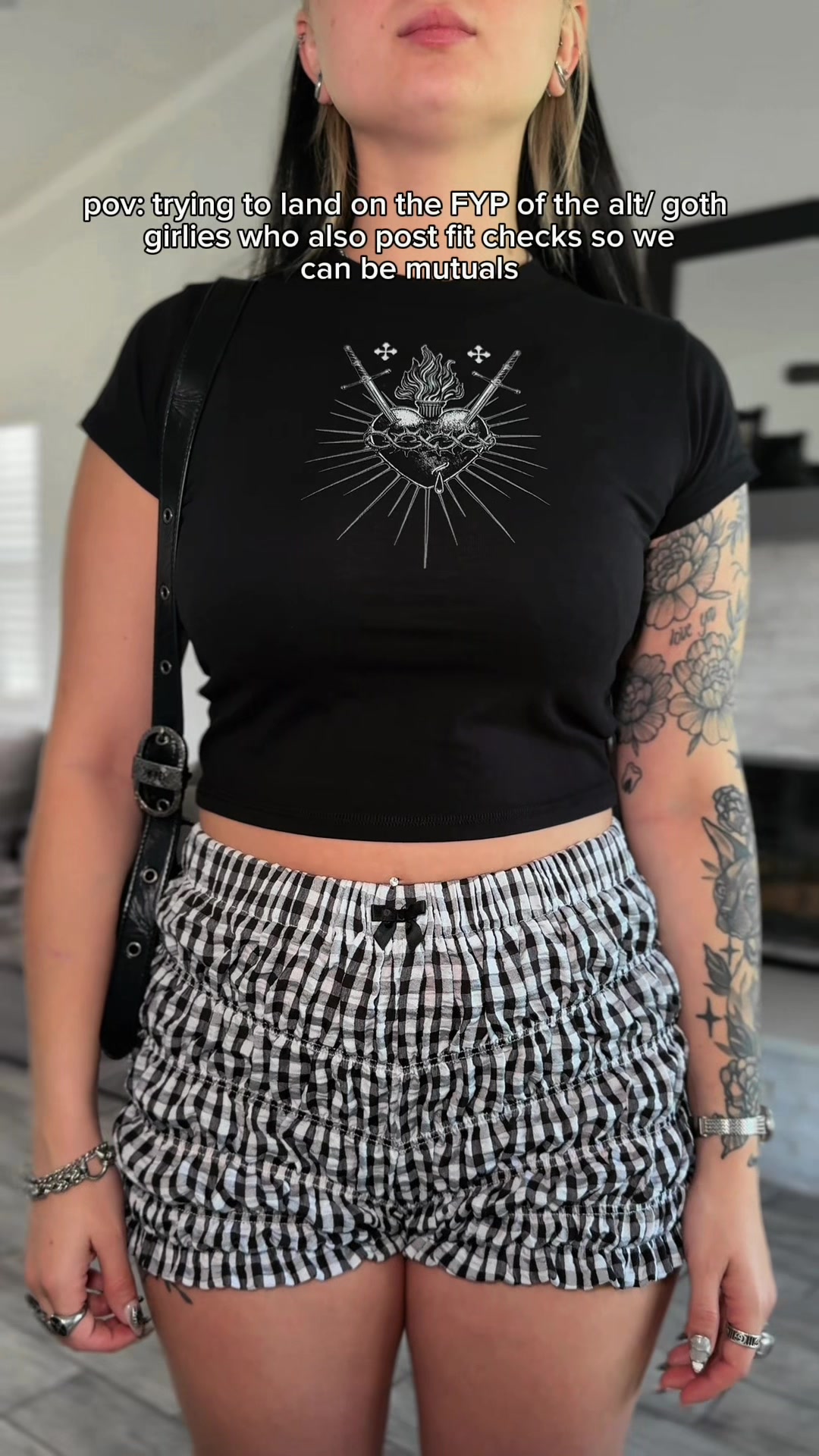 @Tara | Alt Fashion Inspo 🖤⛓️
