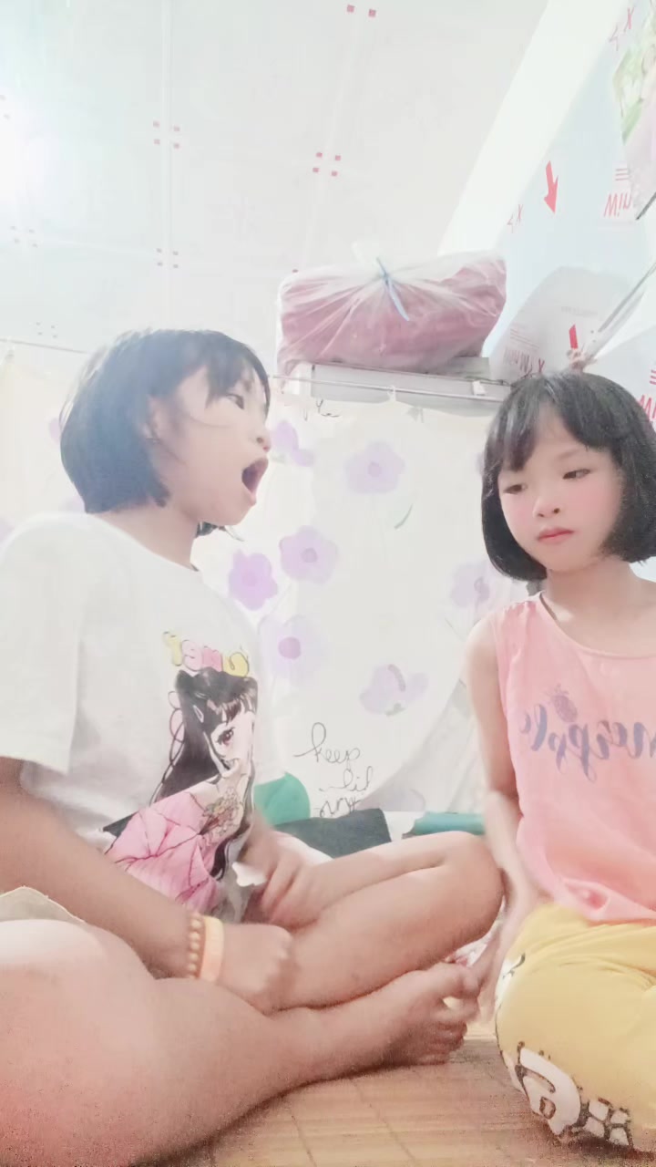@Thế bán bánh cuốn