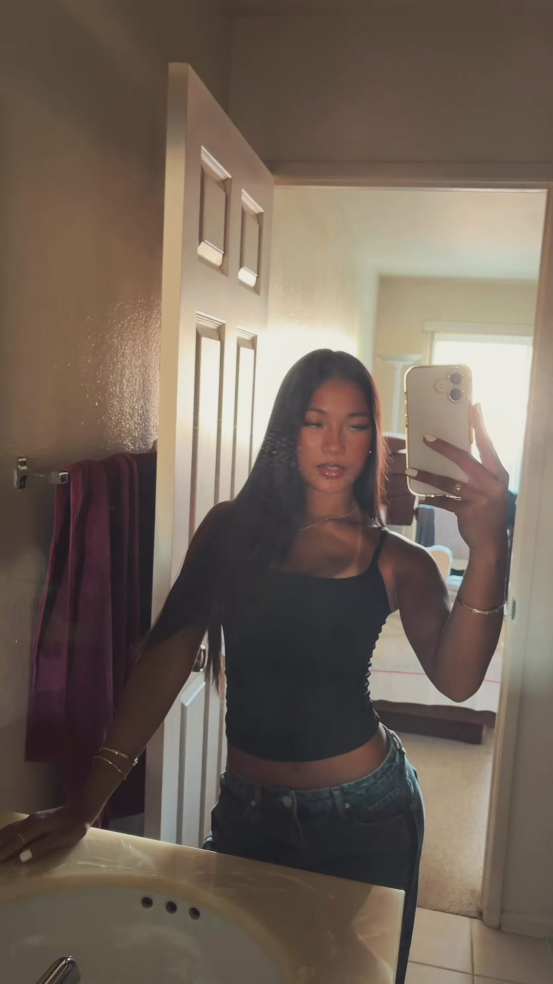 @￶ 　 　  ️