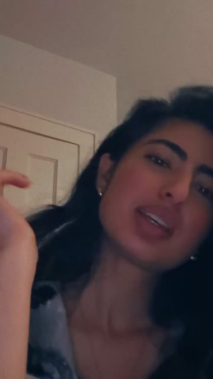@Bhumika🤍