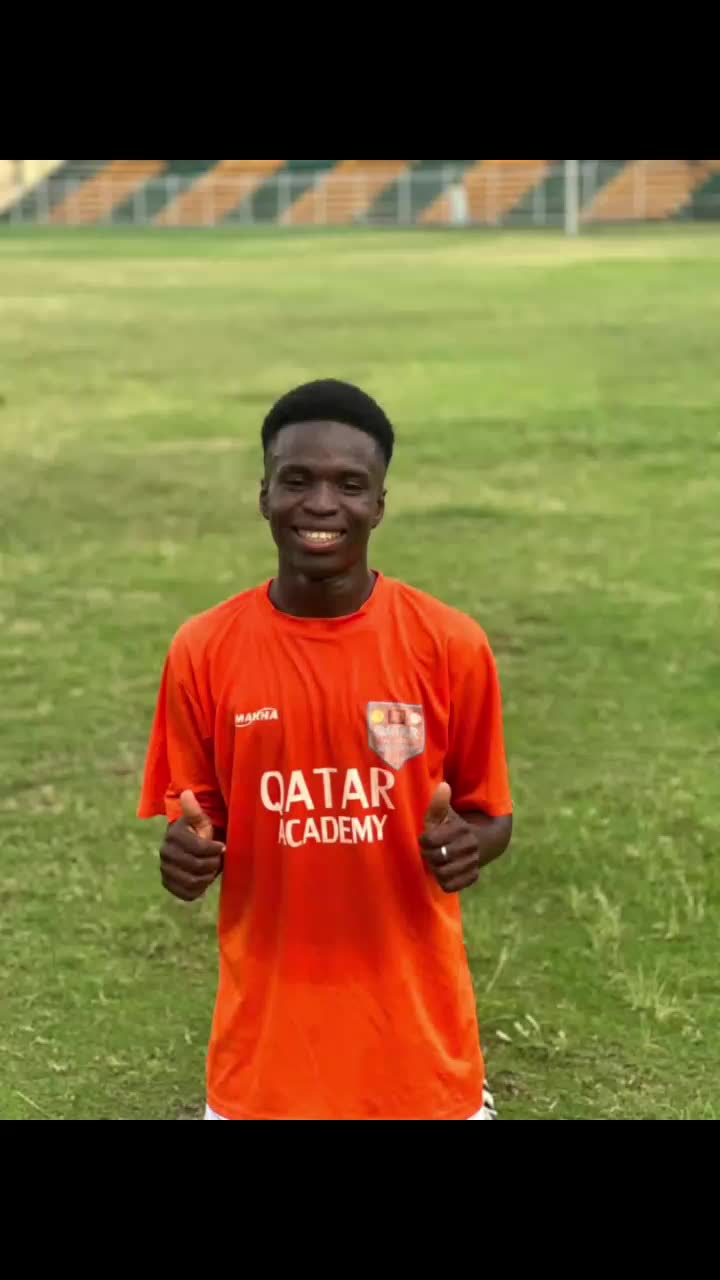 @itz bolomson footballer