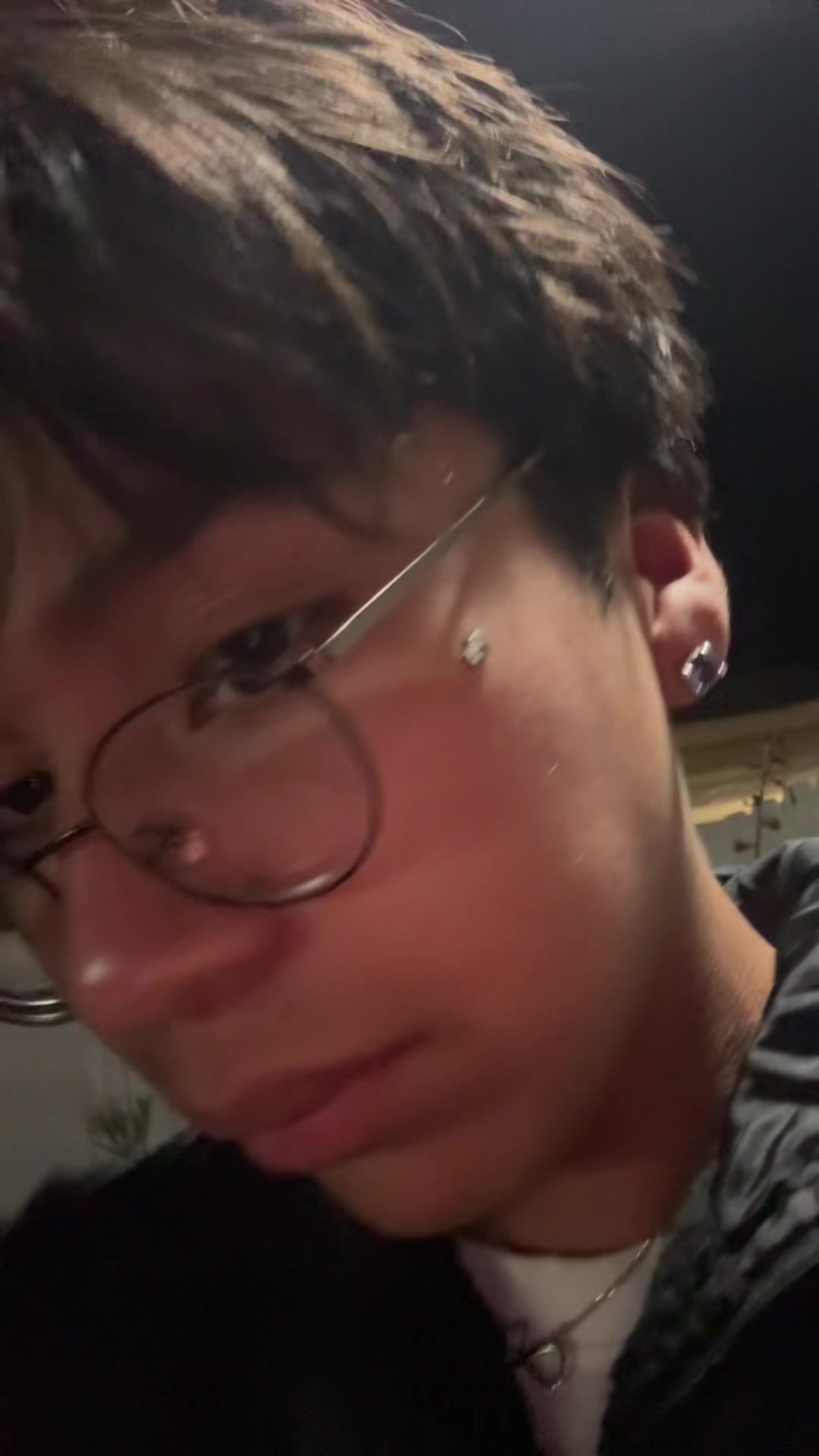 @?