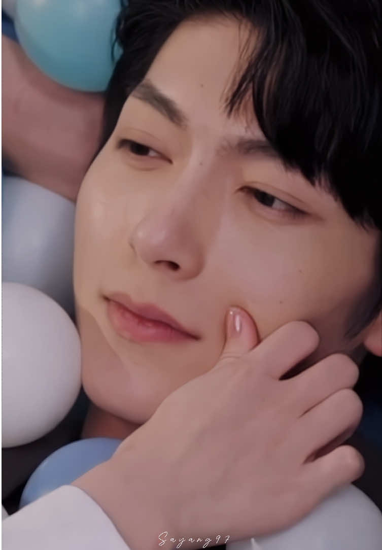 @.adel_xu