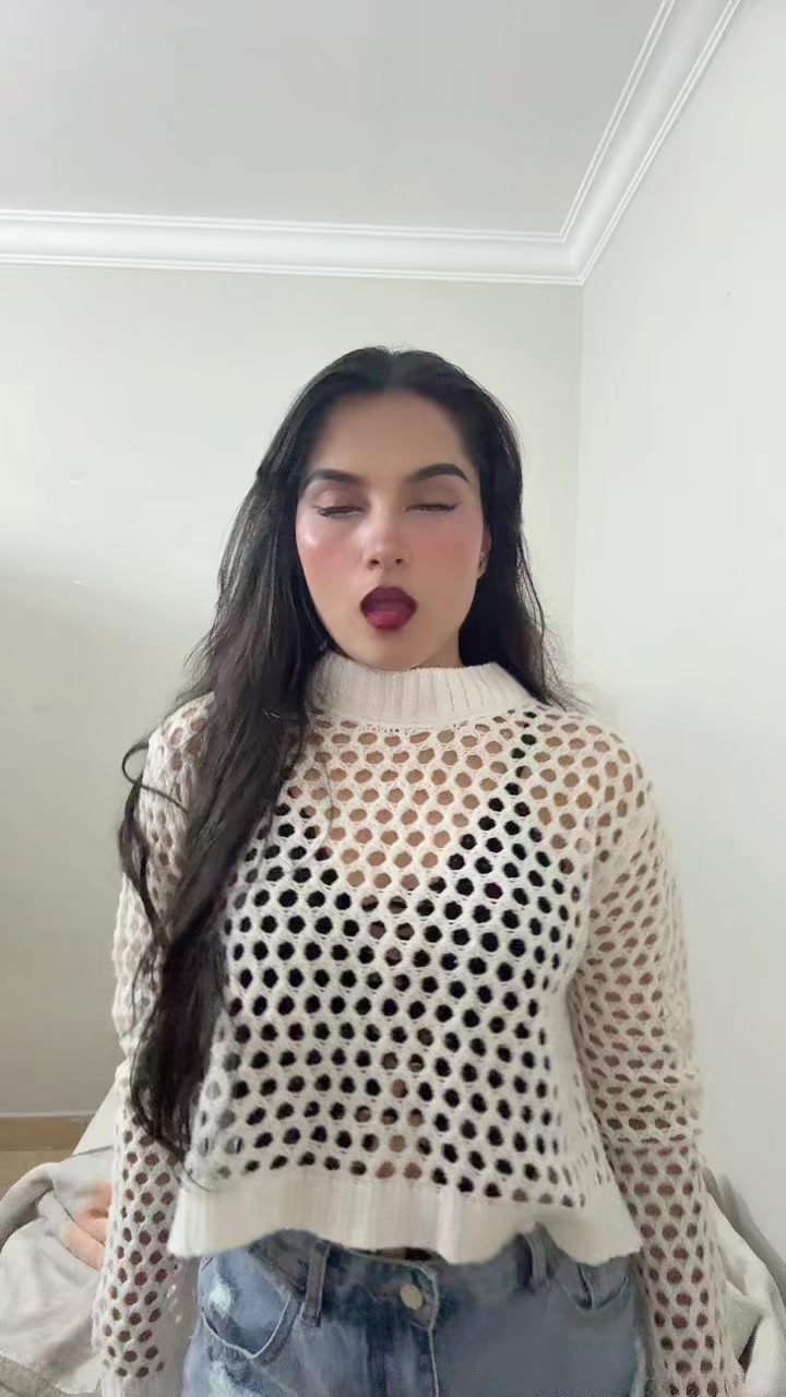 @ANISHA Khadka🧿