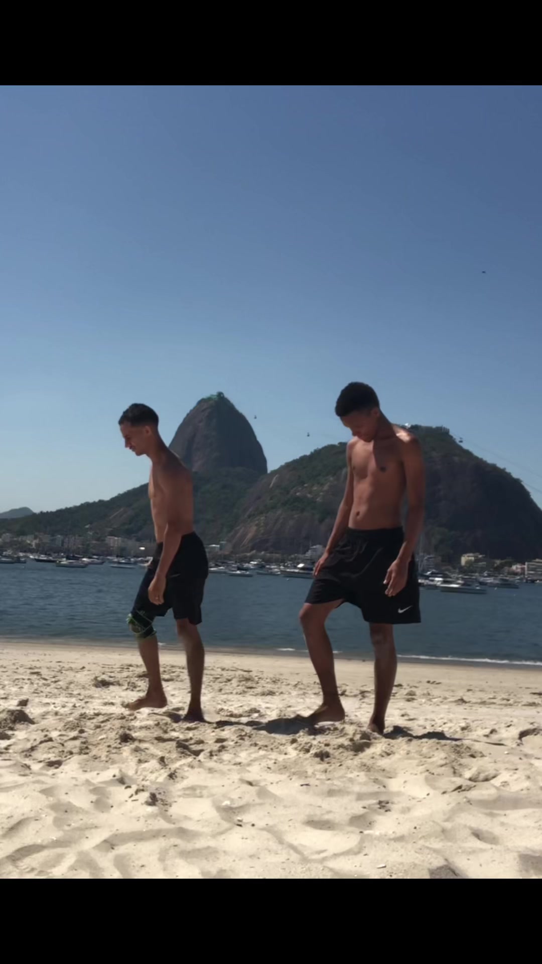 @Molejjo