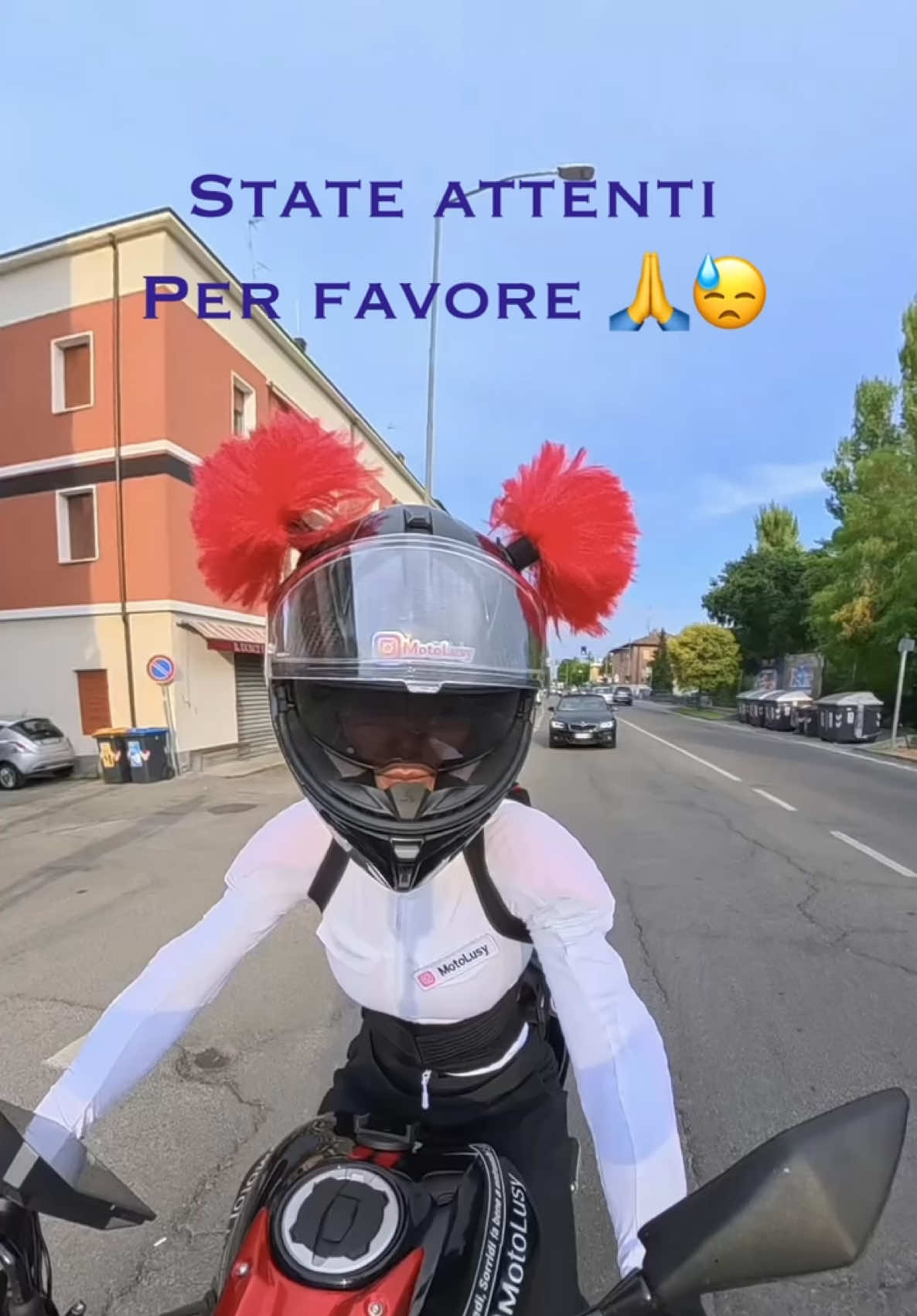 @motolusy