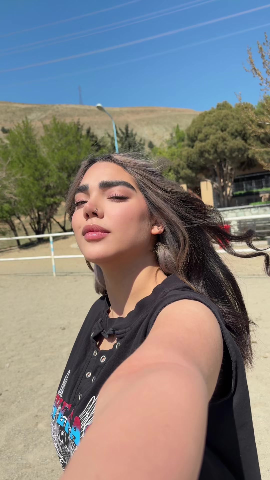 @Tinashhrokhii