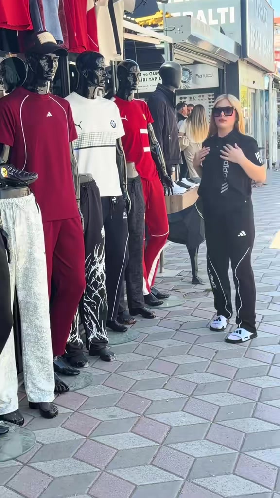 @mamimoda06