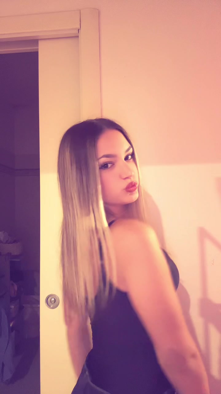 @giuls 𖣂