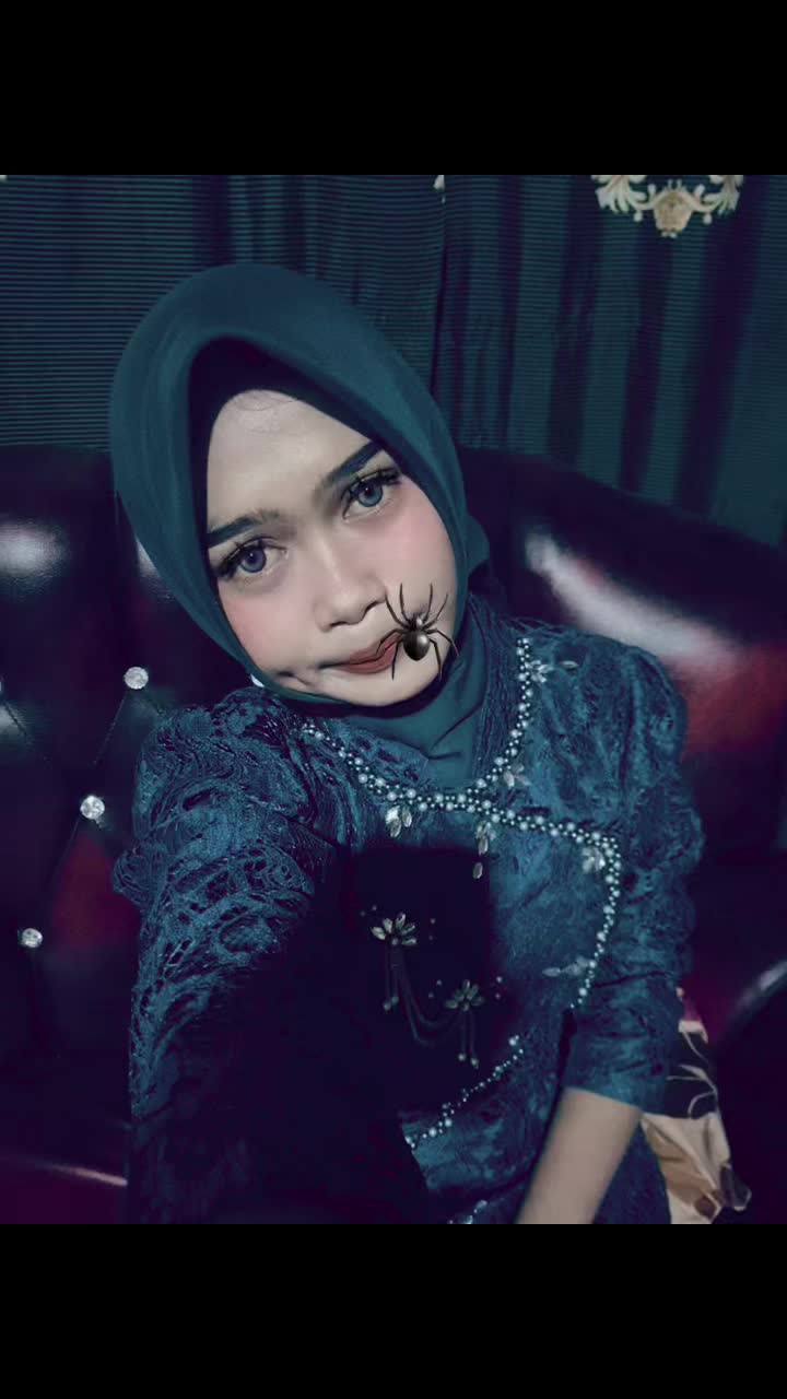 @r