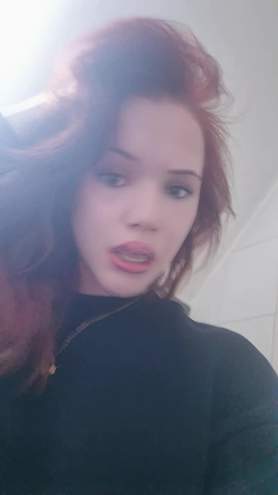 @Annalena