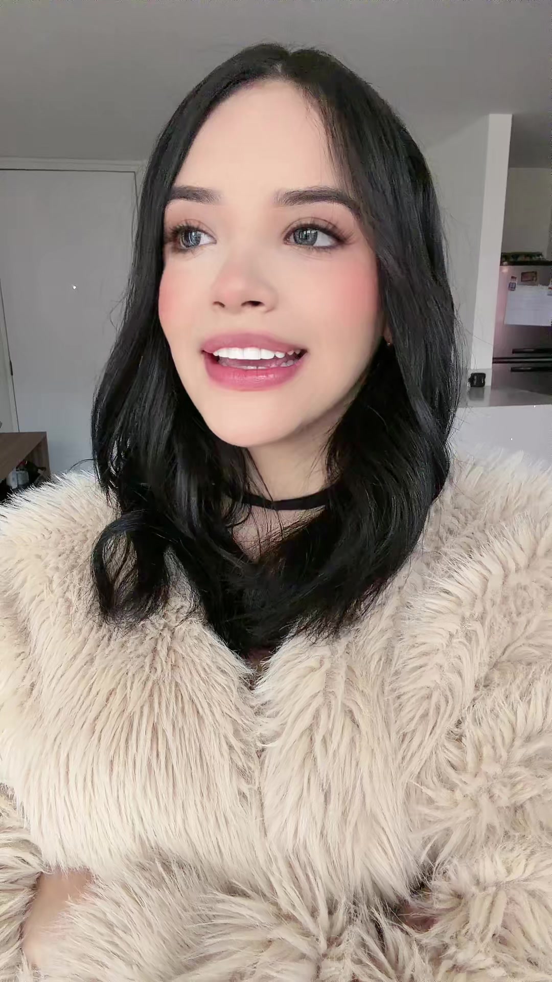 @Vhalery Reina 🕷️🤍