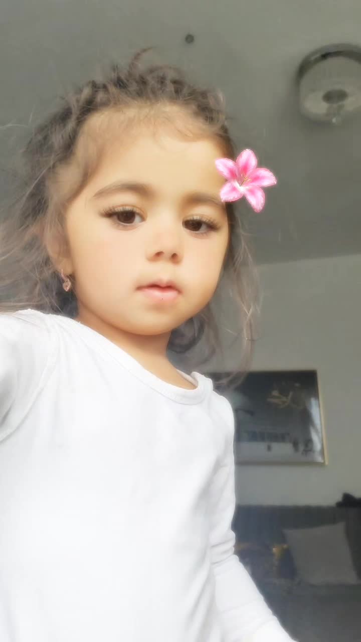 @𝒵𝓊𝓁ℯ𝓎𝒽𝒶 𝒜𝓀𝓈𝓊