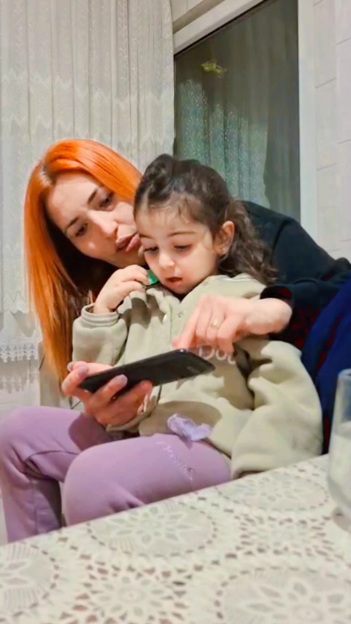 @Elifff( ރ )